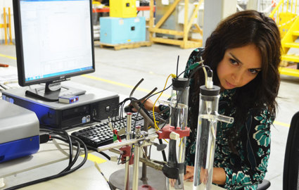 Lab-Action3.jpg